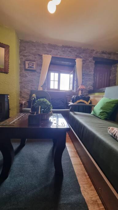 Casa Rural Maria De Isidro Caboalles de Arriba Luaran gambar